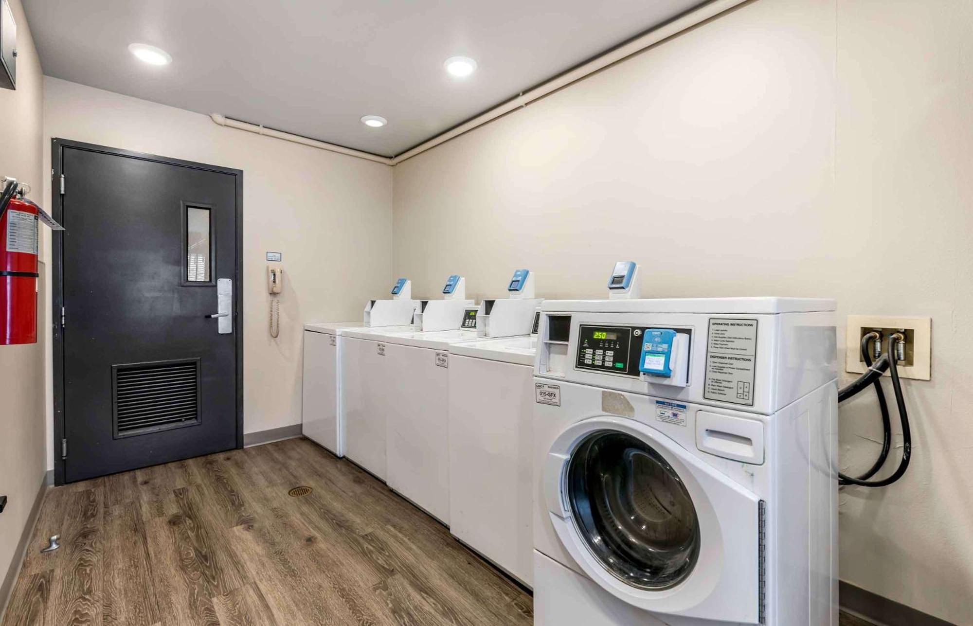 Extended Stay America Select Suites - Orlando - East Eksteriør bilde
